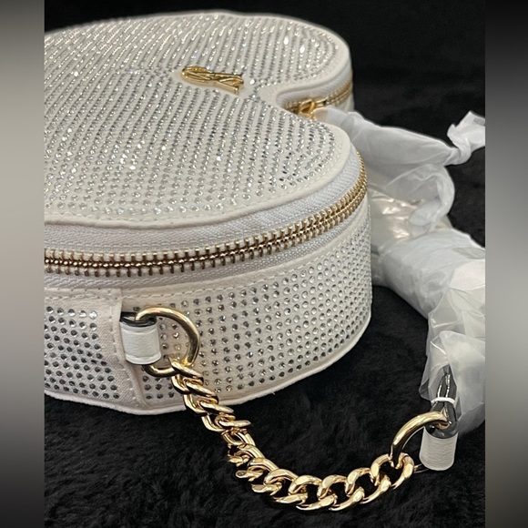 NWT Victoria’s Secret RHINESTONE HEART CROSSBODY BAG & HEART POUCH - Picture 3 of 13